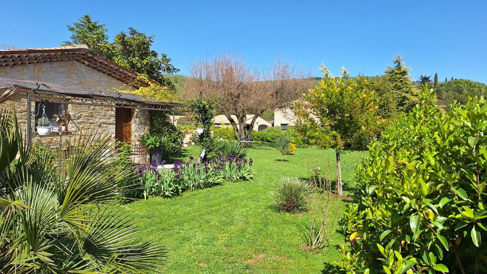 Chez Dom & Albert Saint-Cézaire-sur-Siagne Exteriér fotografie
